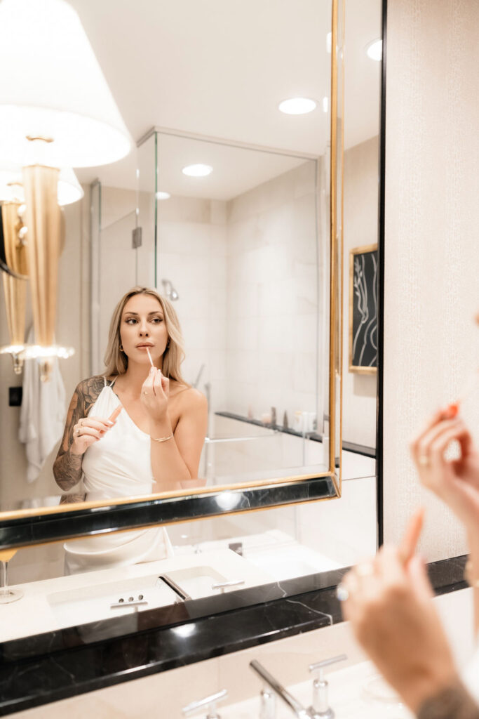 Bride getting ready for her Las Vegas hotel elopement 