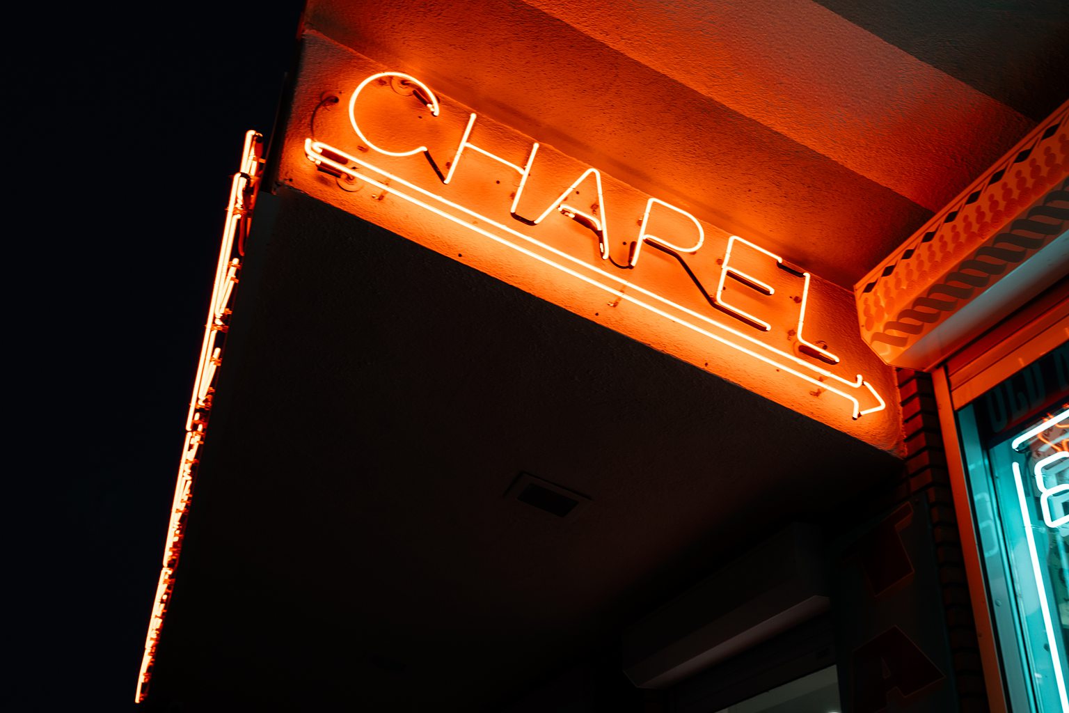 Photo of the chapel sign outside of Sure Thing Chapel