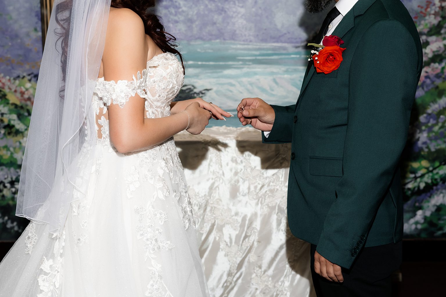 Intimate Las Vegas elopement ceremony