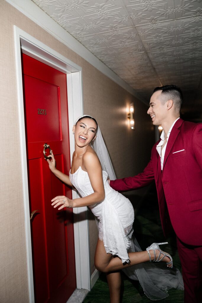 Las Vegas hotel elopement