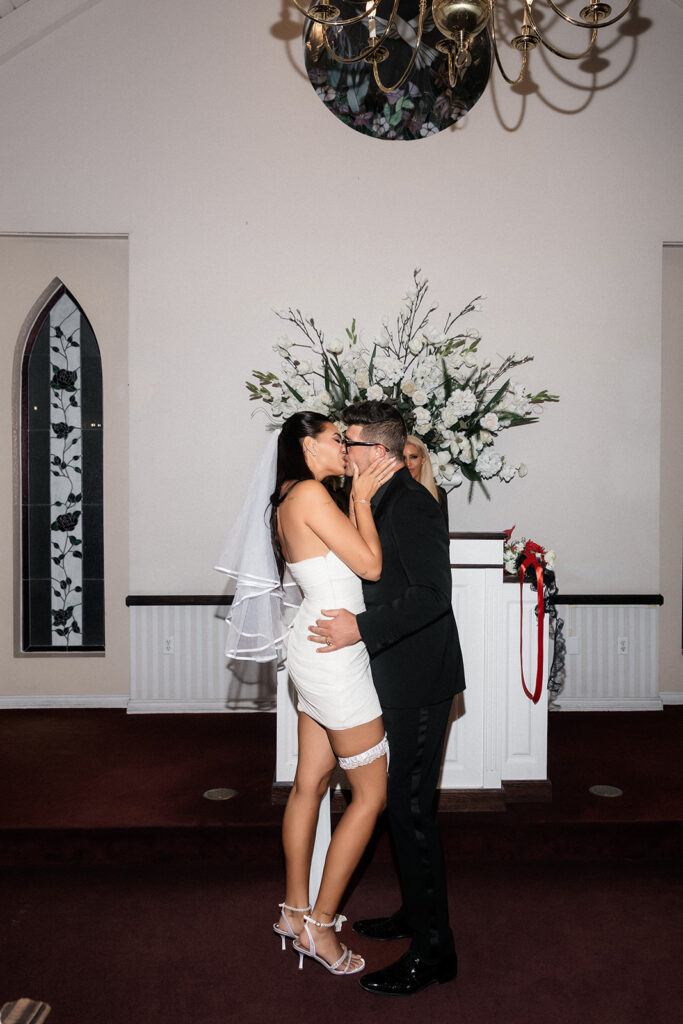 Robin and April kissing during their A Special Memory wedding ceremony in Las Vegas