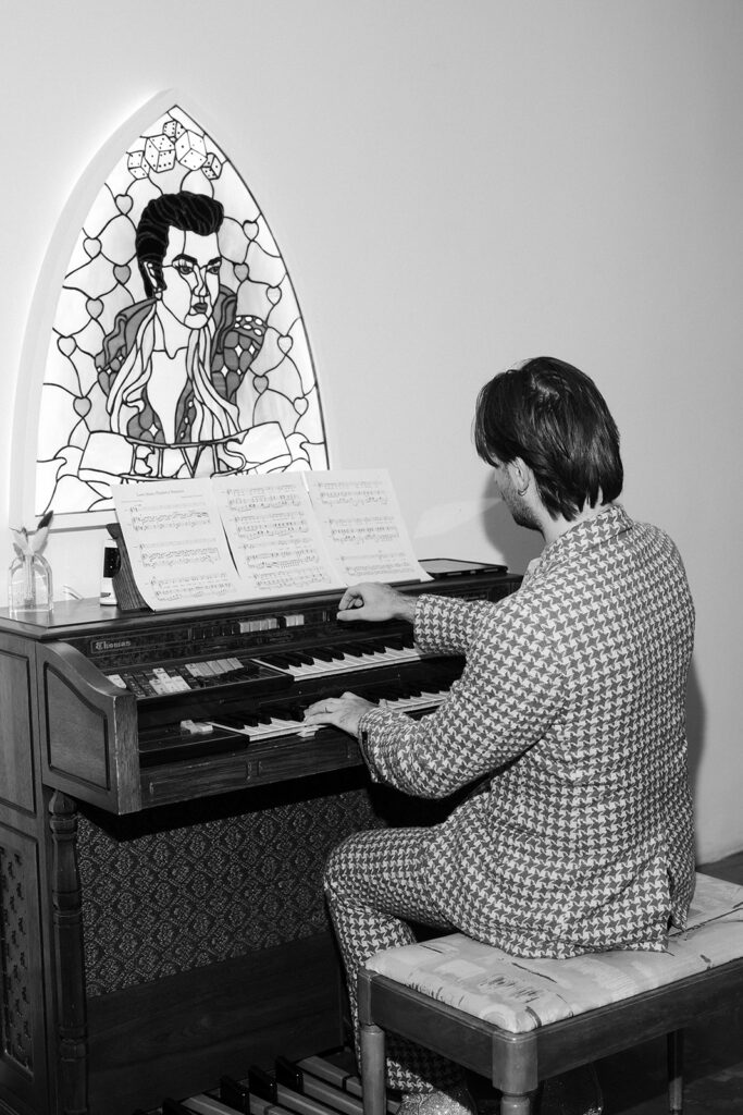 Man playing the piano for a Sure Thing Chapel Las Vegas micro wedding ceremony.